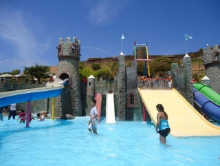 El castillo acuático